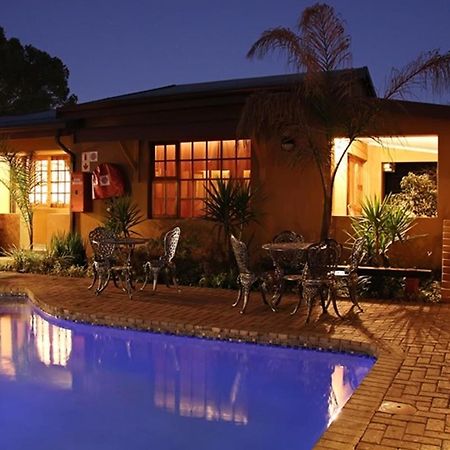 Greenleaf Guest Lodge Bloemfontein Extérieur photo
