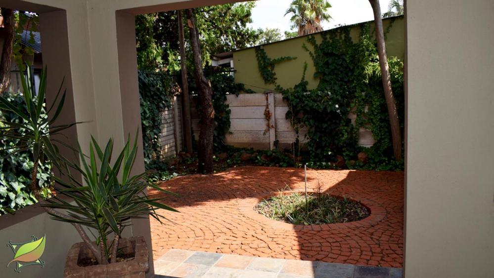 Greenleaf Guest Lodge Bloemfontein Extérieur photo