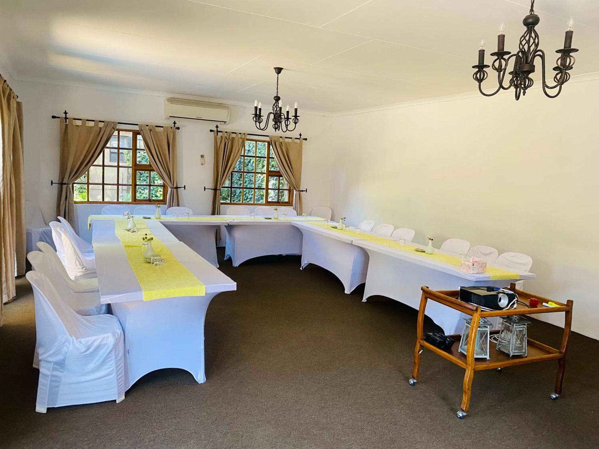 Greenleaf Guest Lodge Bloemfontein Extérieur photo
