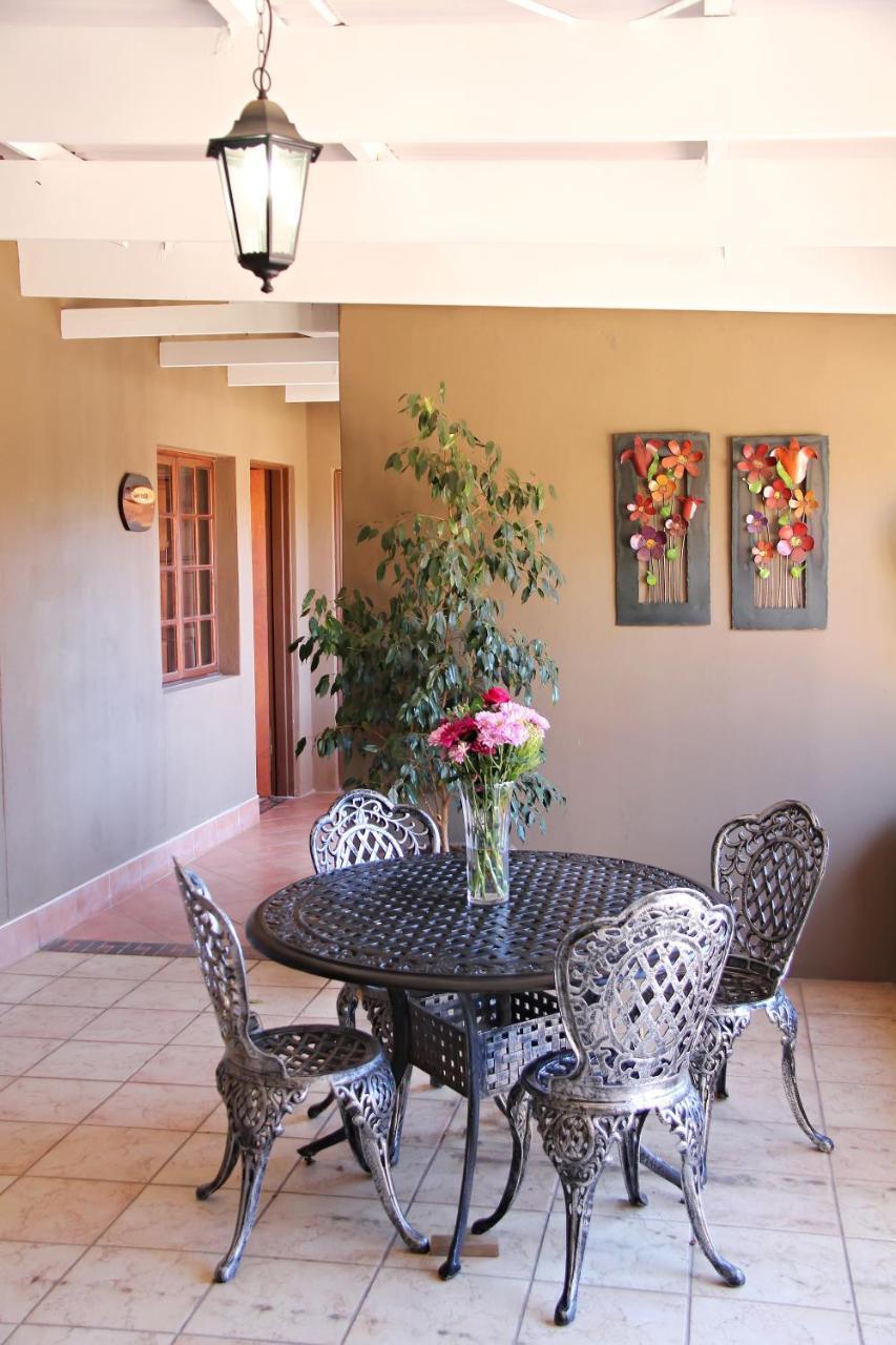 Greenleaf Guest Lodge Bloemfontein Extérieur photo